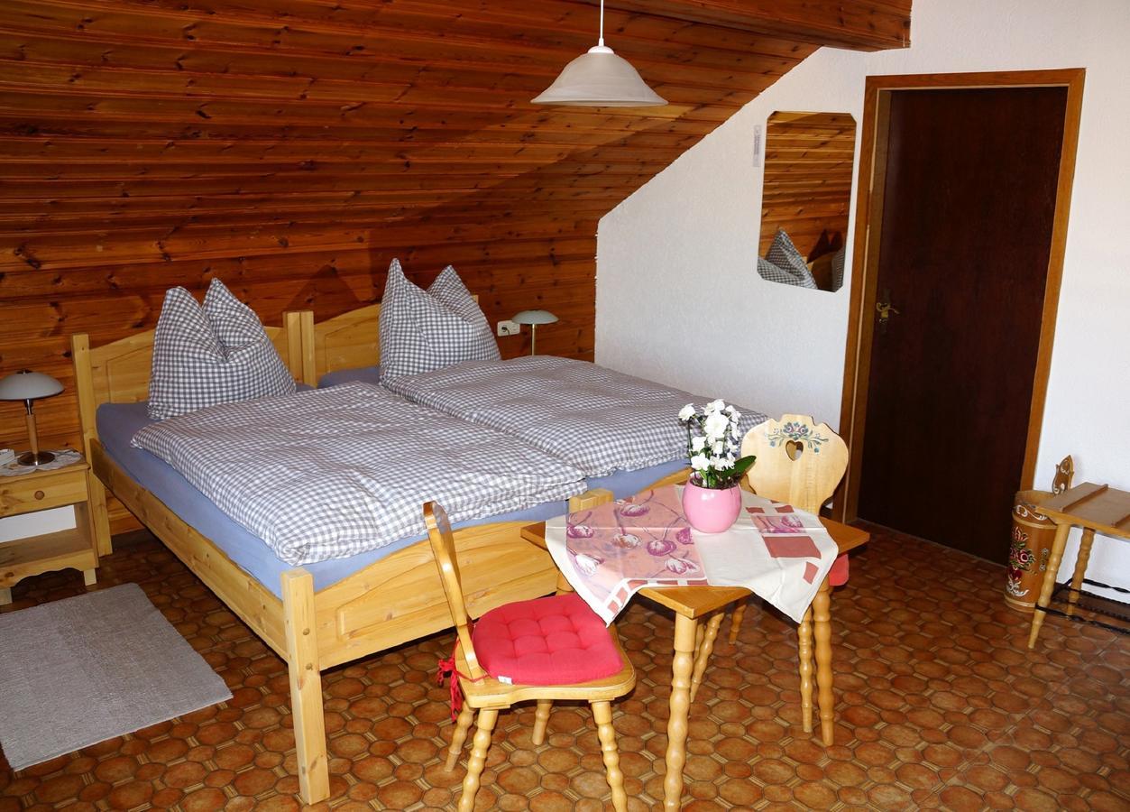 Heigenbruecken Hotel Garni Berghof מראה חיצוני תמונה